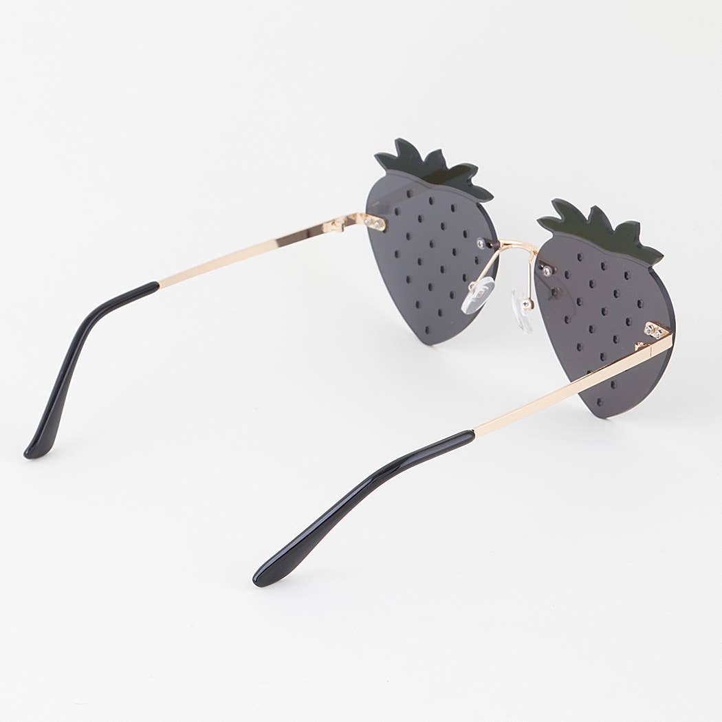 3AM BY H&D ACCESSORIES - Summer Strawberry Sunglasses