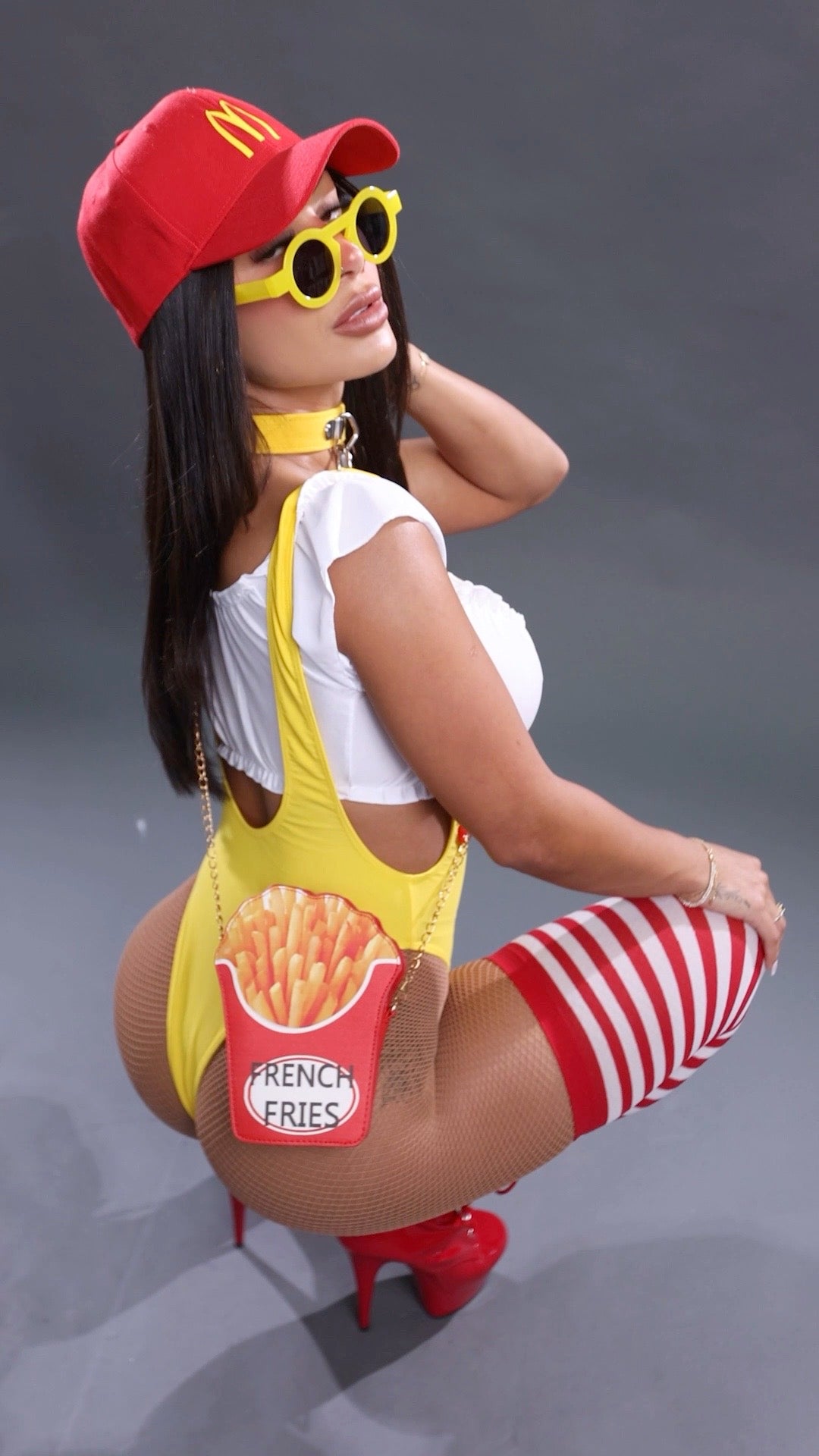 Exclusive Mc Luv Clown by Playthings includes purse