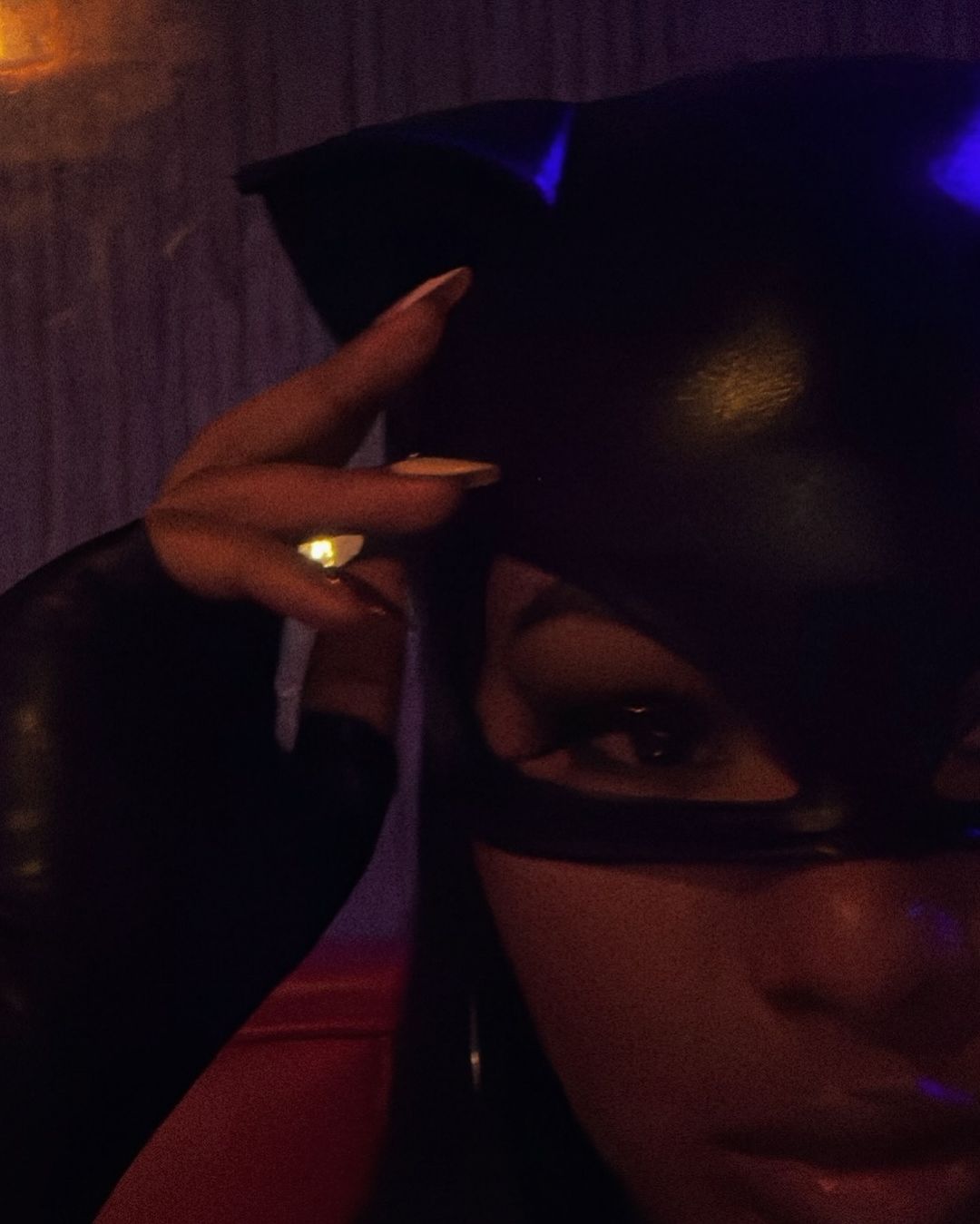 Fetish KITTY IN PLEATHER