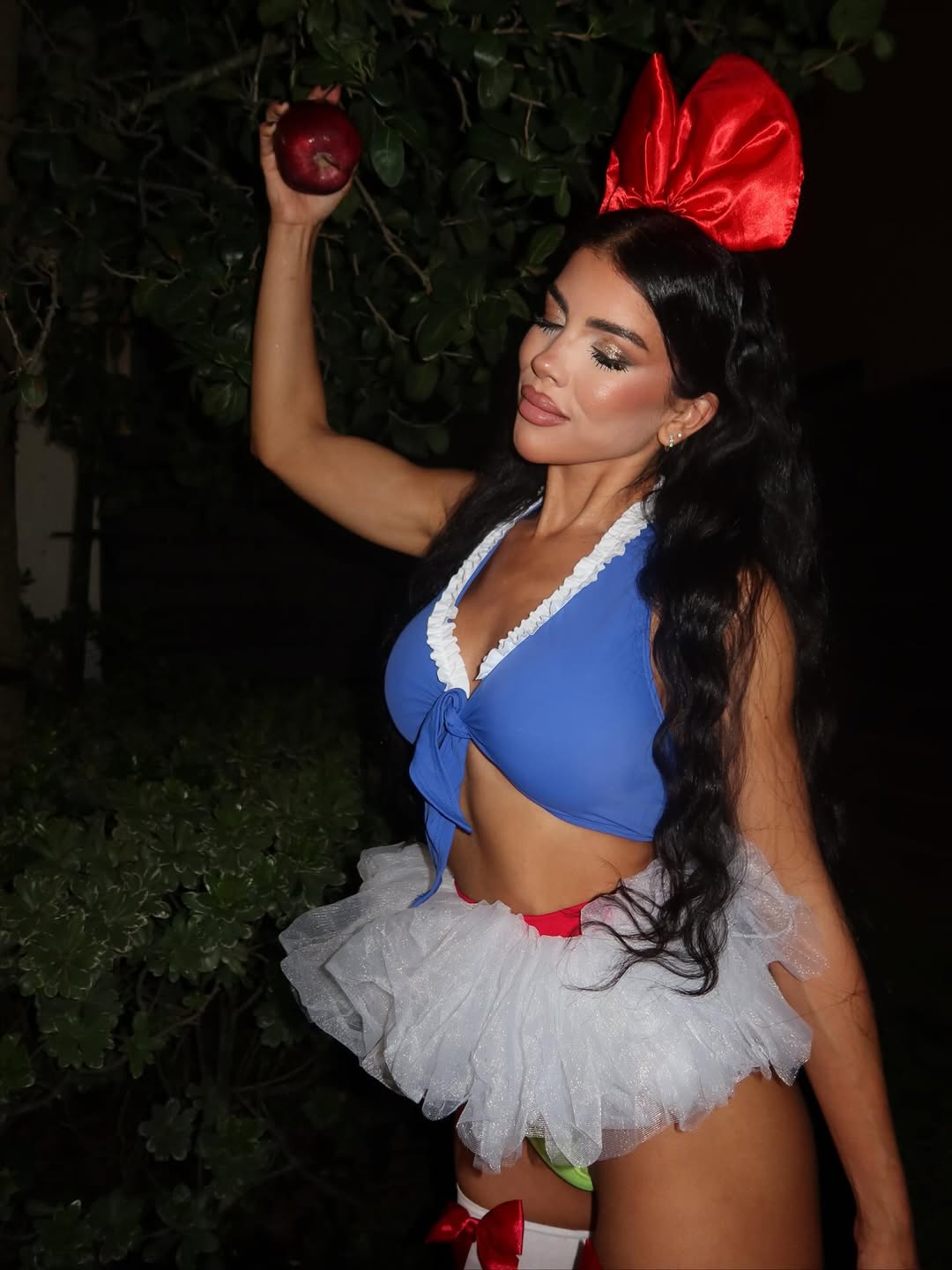 Exclusive Apple Princess Costume