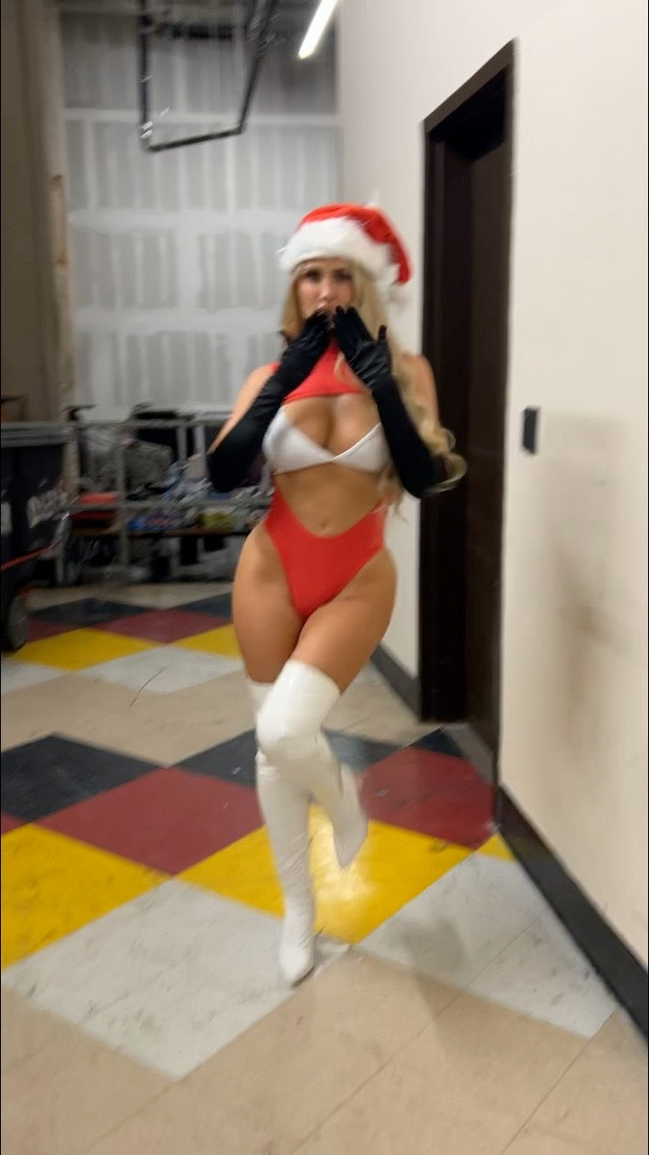 Exclusive Santa's Helper 4pc set