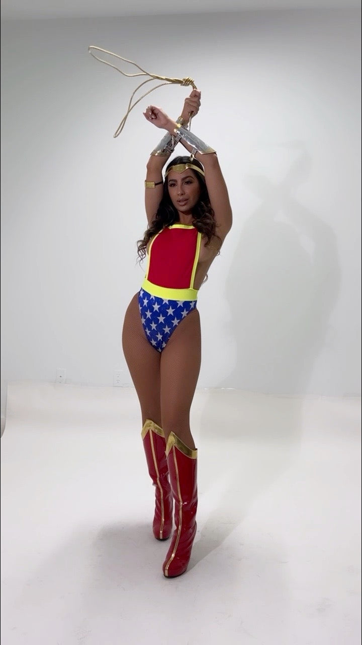 Exclusive Sexy Wonder Hero