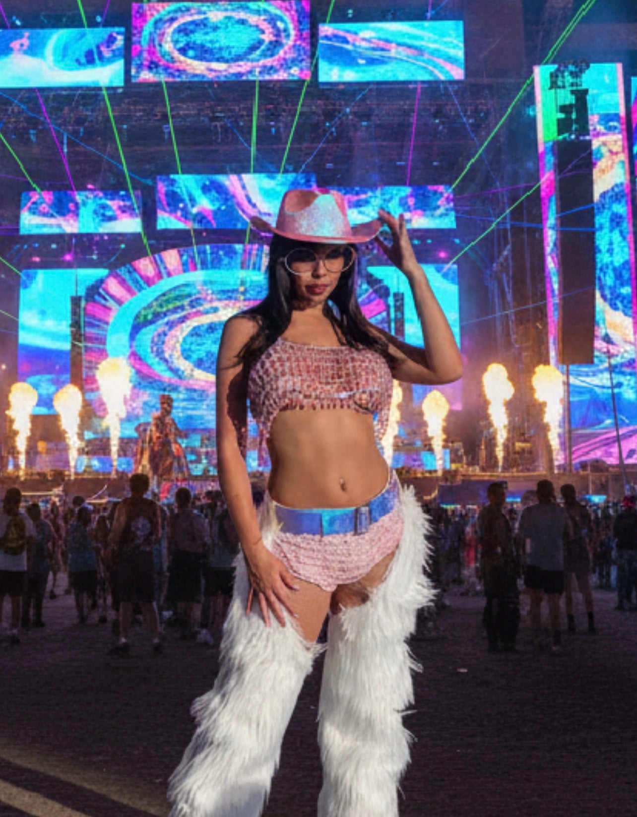 Festival Cowgirl in white fur Chaps