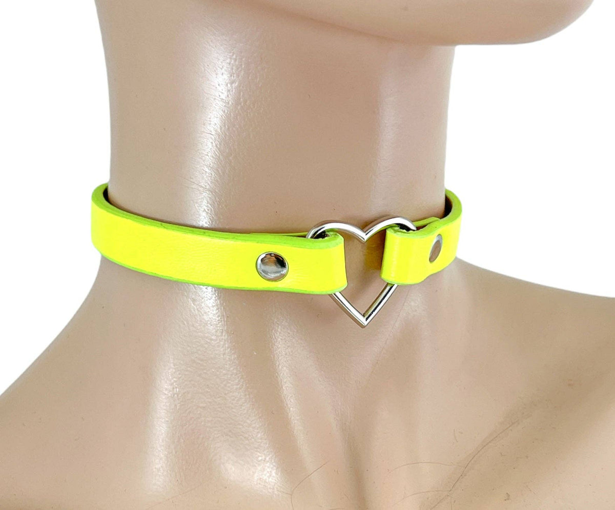 Funk Plus - FC224M SMALL HEAR SKINNY VEGAN CHOKER
