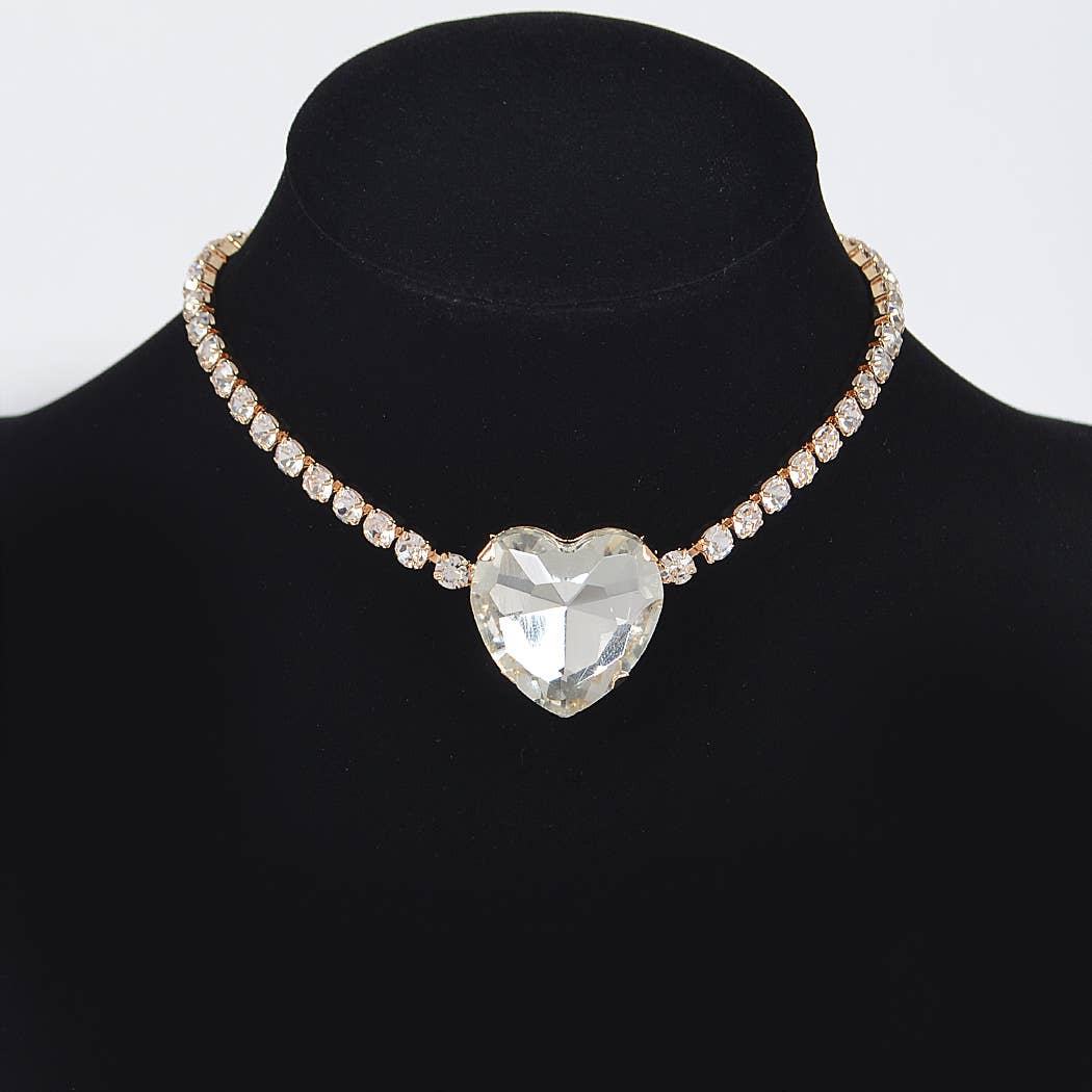 3AM BY H&D ACCESSORIES - Rhinestone Heart Shape Choker