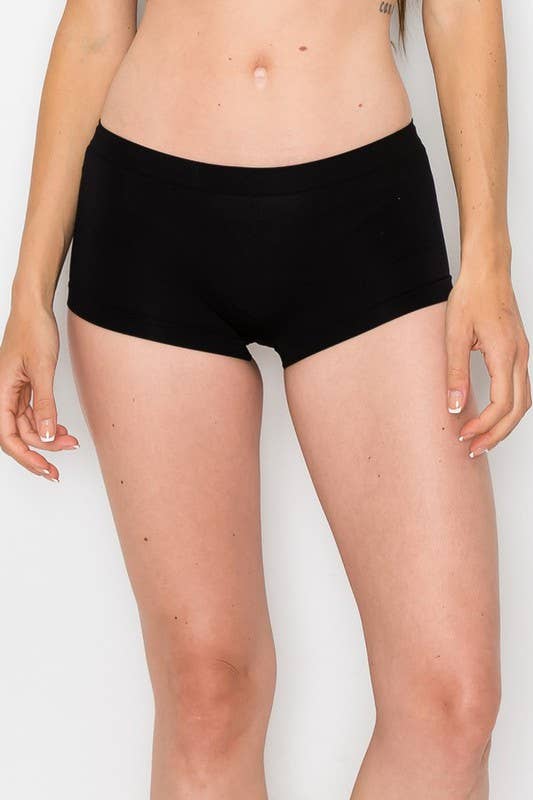 Yelete - Women's Seamless Boyfriend Shorts