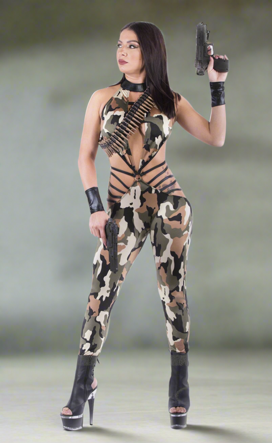 *Exclusive* Army Combat Cutie