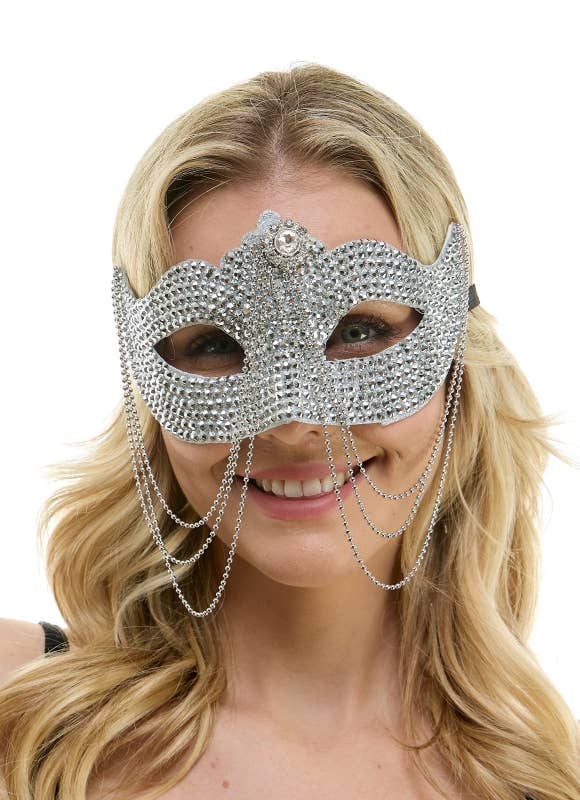 KBW Global Corp. - Silver Rhinestone Half Mask
