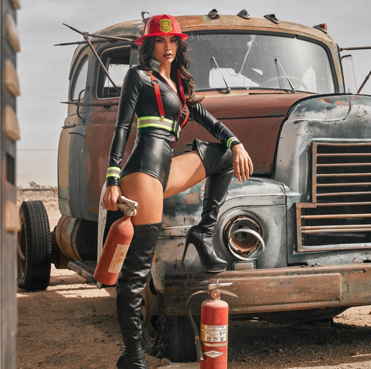 Sexy fire fighter costume 