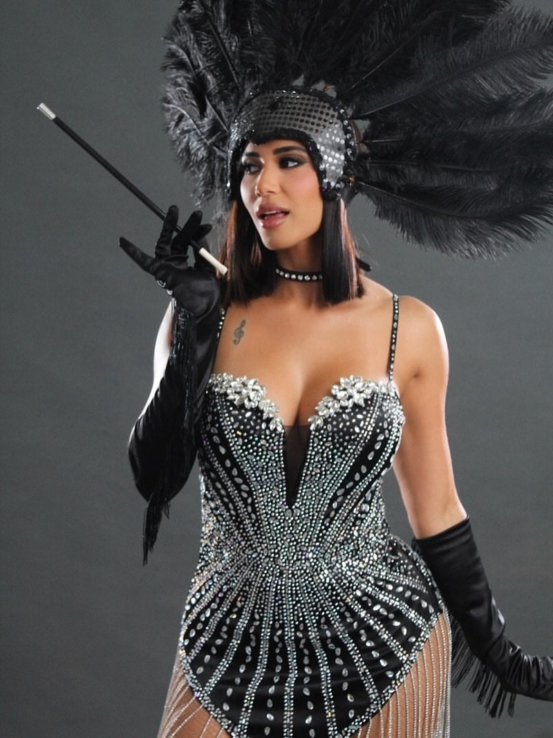 Styled Glamorous Flapper