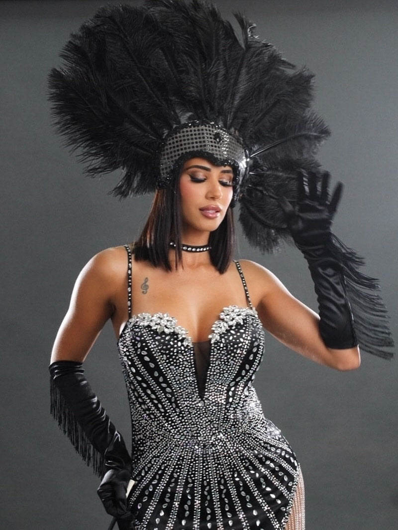 Styled Glamorous Flapper