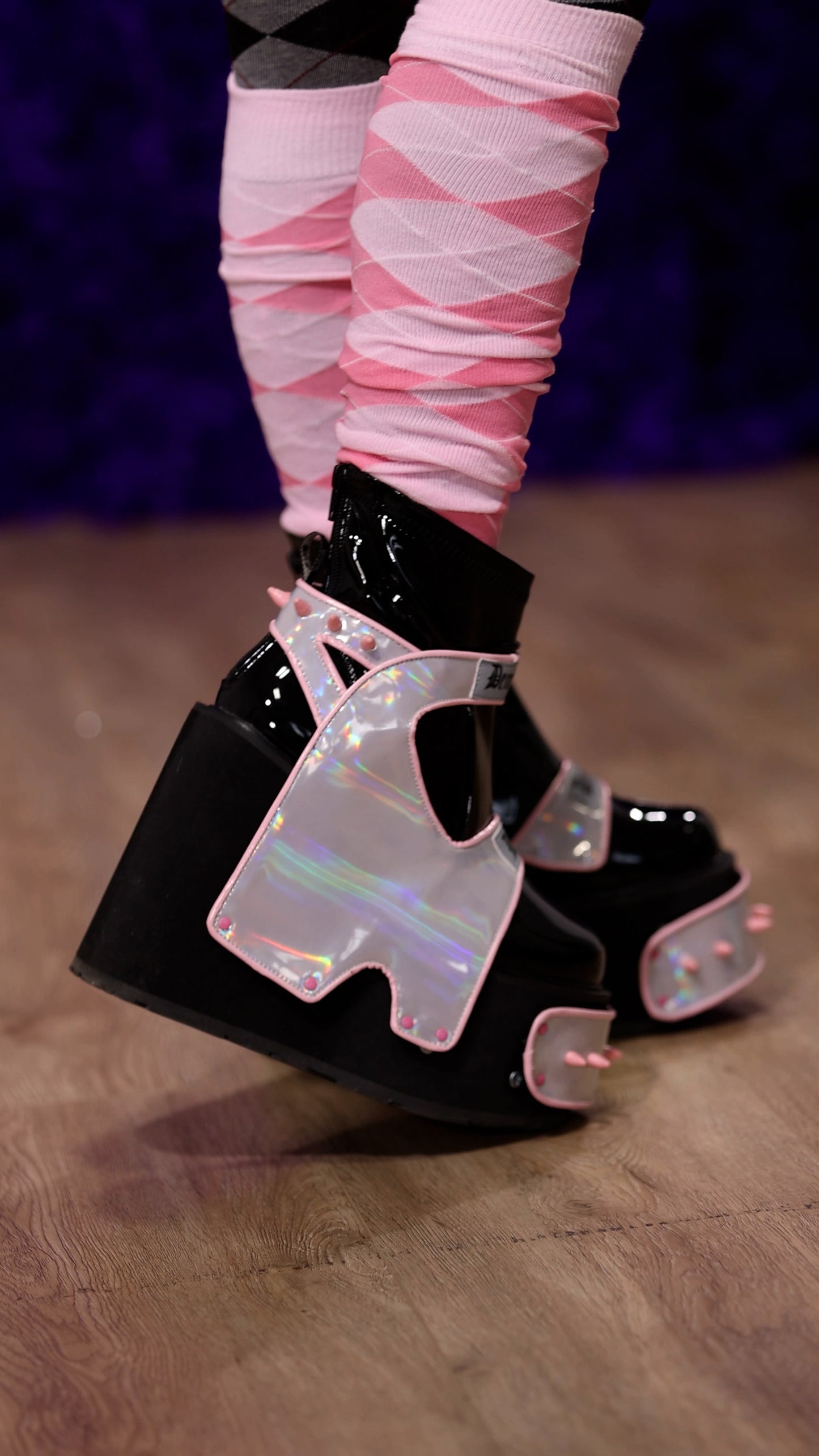 Spike Ultra Booties w/Interchangeable Colors