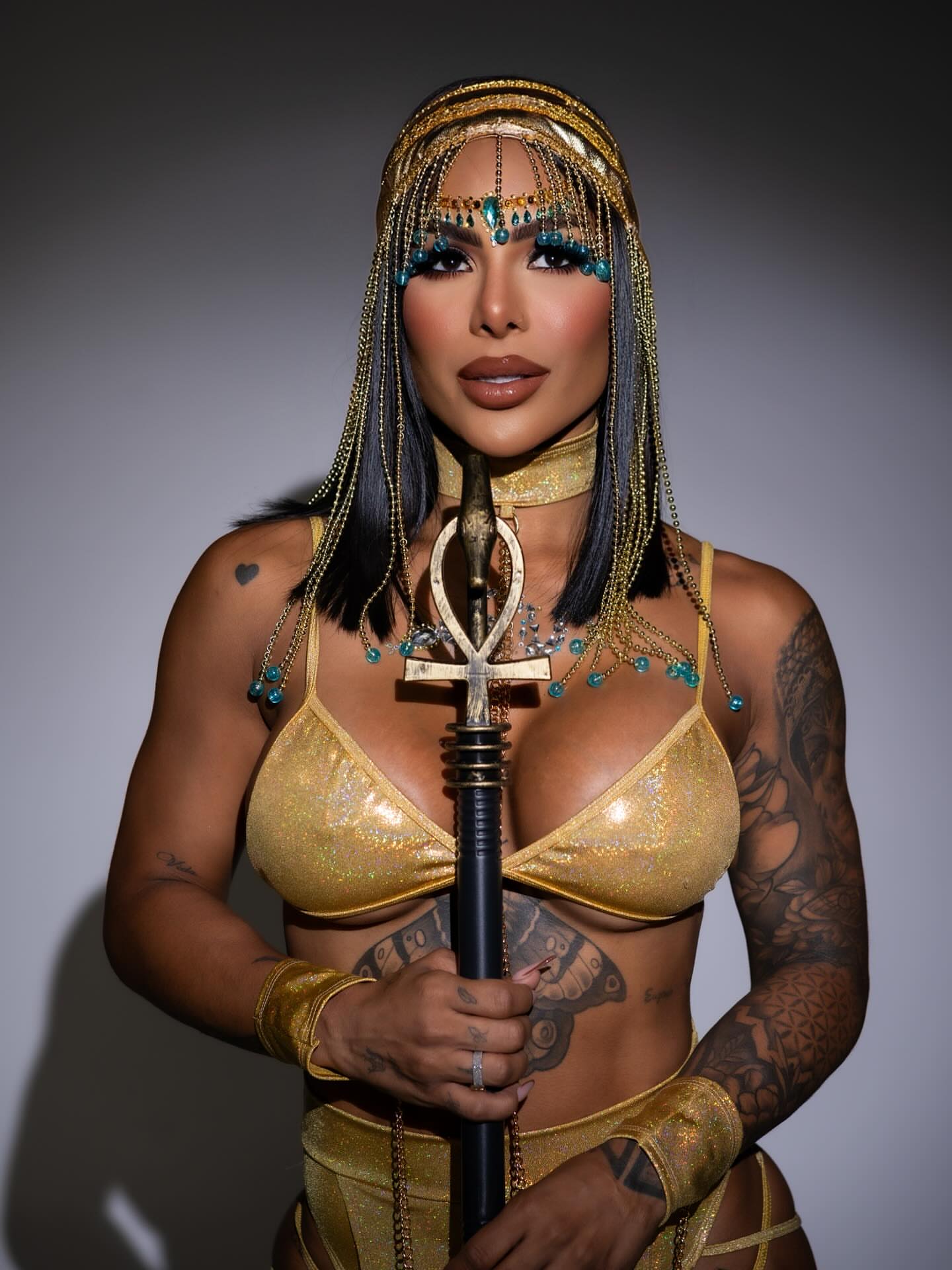EGYPTIAN GOLD QUEEN COSTUME