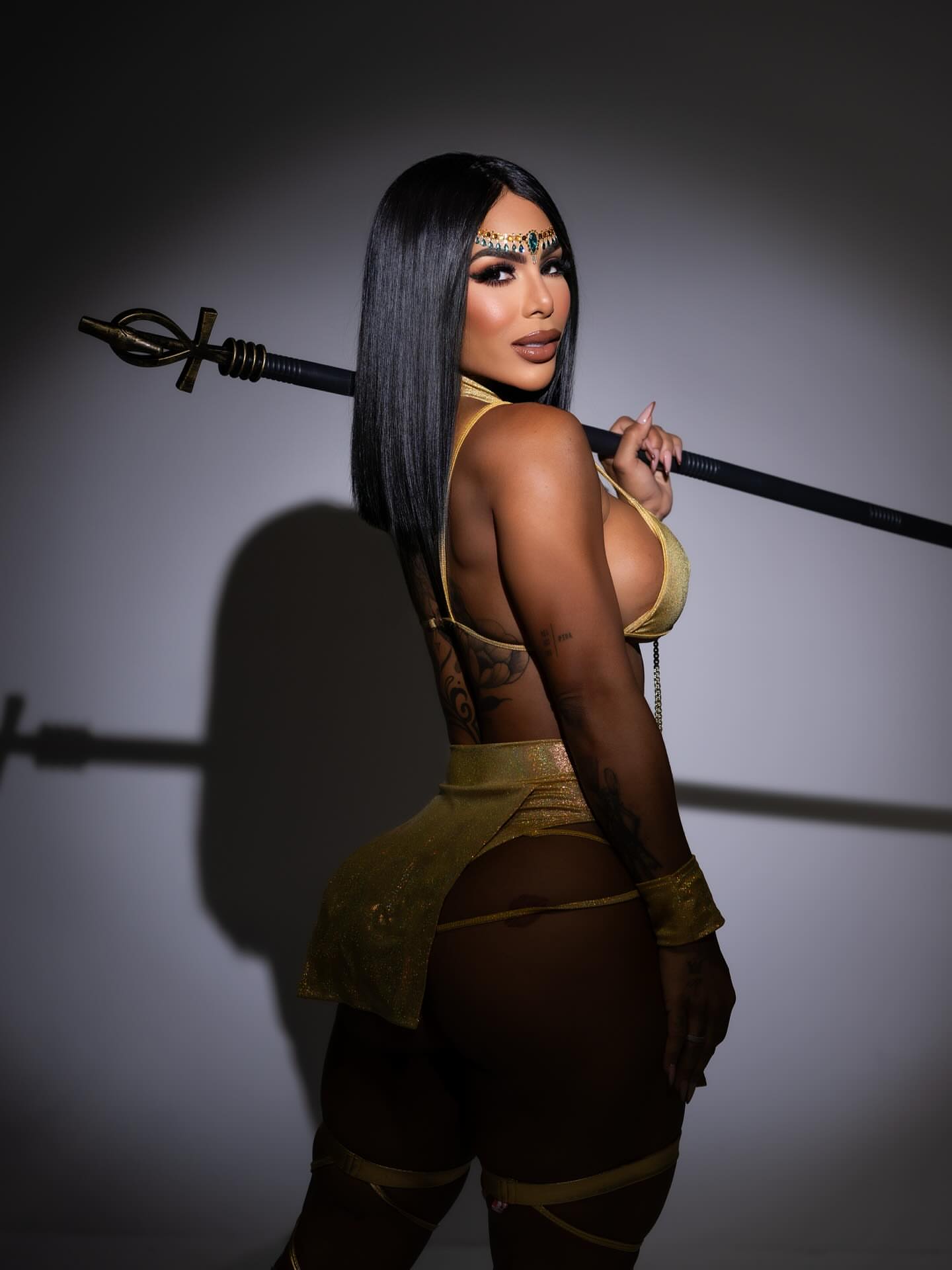 EGYPTIAN GOLD QUEEN COSTUME