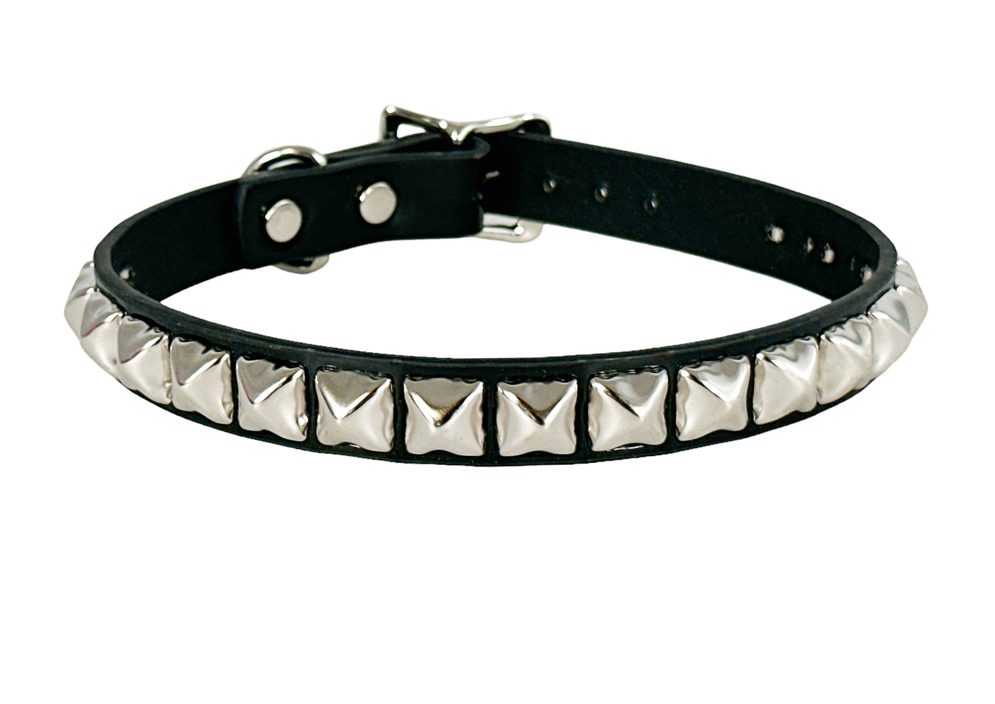 Funk Plus - CK140 BLACK LEATHER CHOKER WITH 1 ROW 1/2" PYRAMID STUDS
