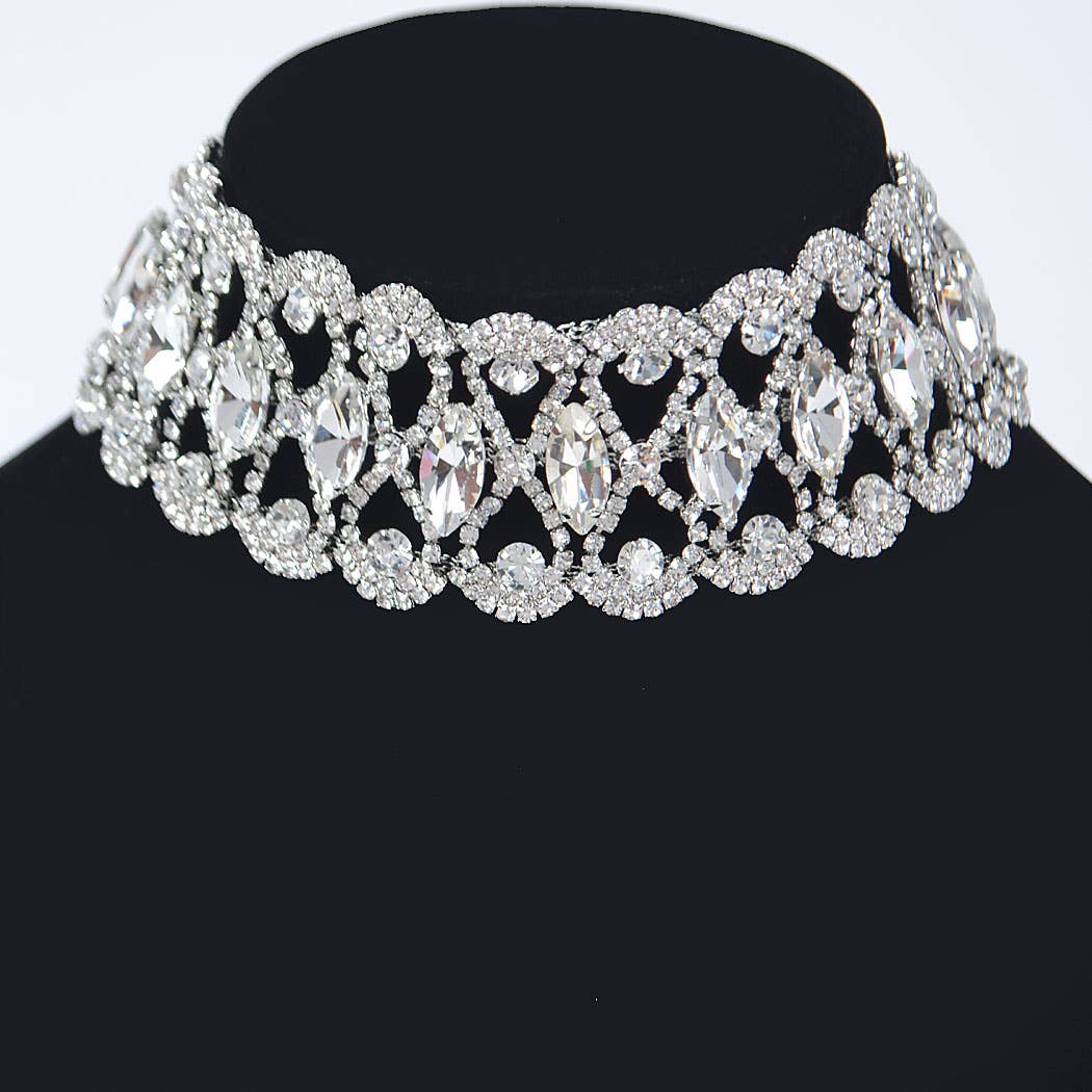 3AM BY H&D ACCESSORIES - Rhinestone Necklace