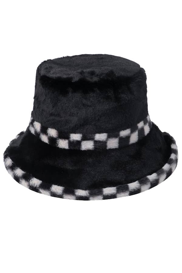 Cap Zone - Black White Checkered Fluffy Faux Fur Bucket Hat