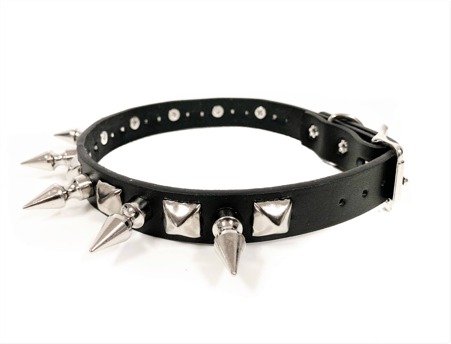 Funk Plus - CK139  SPIKE STUDDED CHOKER
