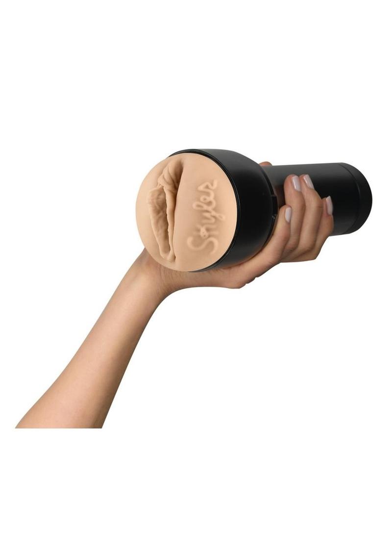 Kiiroo Feel Skyler Lo Stroker Interactive Masturbator - Pussy Kiiroo Feel Skyler Lo Stroker Interactive Masturbator - Pussy
